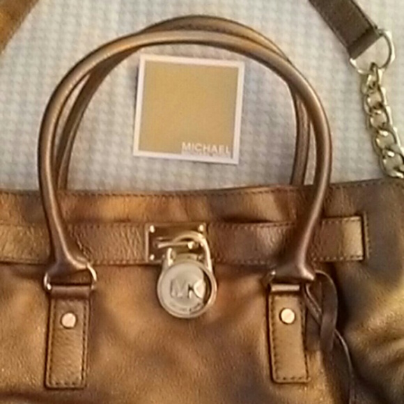 Gold MK large tote - Picture 2 of 5